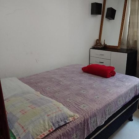 Quarto Casal Em Casa Familiar Lejlighed Florianópolis Eksteriør billede